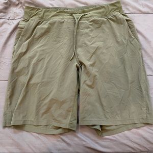 Lululemon THE short.